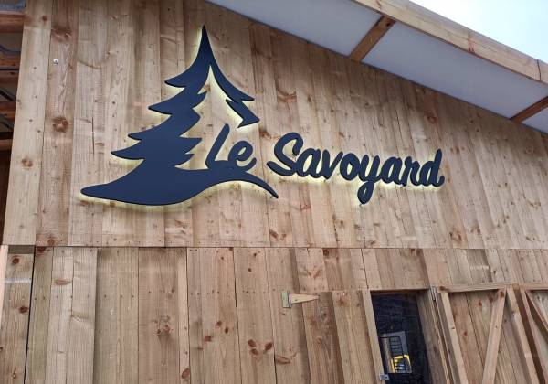 le savoyard, arlon, logo3d, leds, plexiglas, mecanuméric