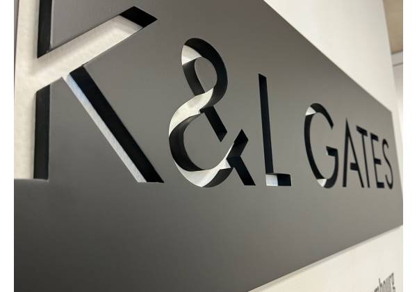 kl gates, 3d sign, logotype, laser cutting, plexiglass 20mm, noir mat