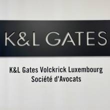 kl gates, logo relief, acrylique, laser cut, trotec, luxembourg
