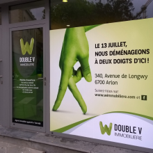 Double V Immobilière vitrine